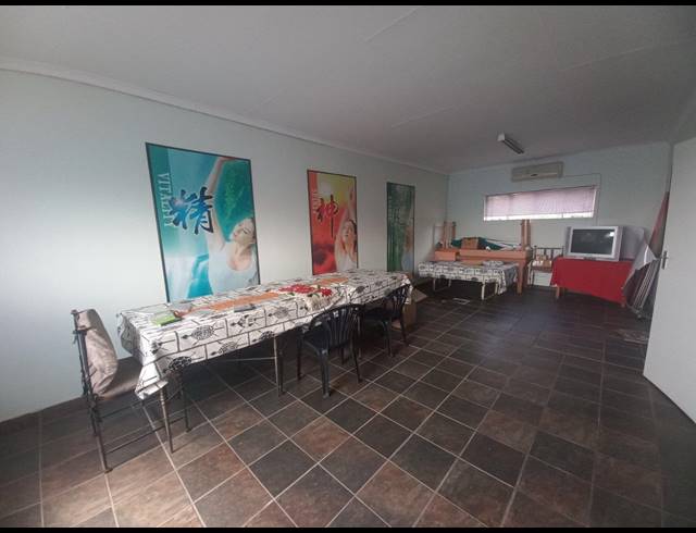 M² BUILDING FOR SALE IN VANDERBIJLPARK CW 3